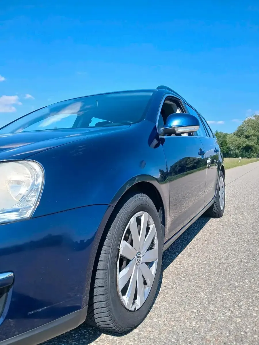 Gebraucht VW Golf VI 140 PS (102 kW) 2008 Blau Kleinwagen