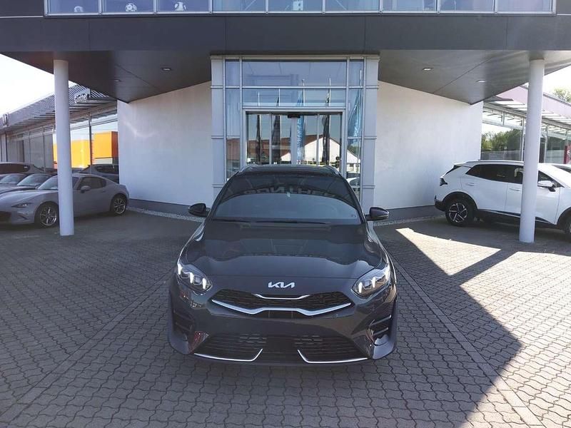 Pentametal metallic Neu 2025 Kia Ceed Sportswagon GT-Line Kombi | 33.190 € (Fairer Preis) - Bild 1/4