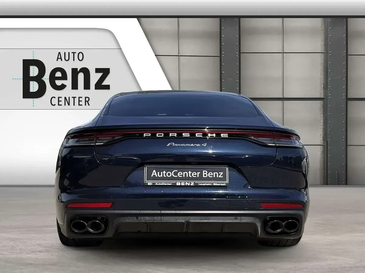 Gebraucht Porsche Panamera Chrono 330 PS (242 kW) 2021 Nachtblau Kleinwagen