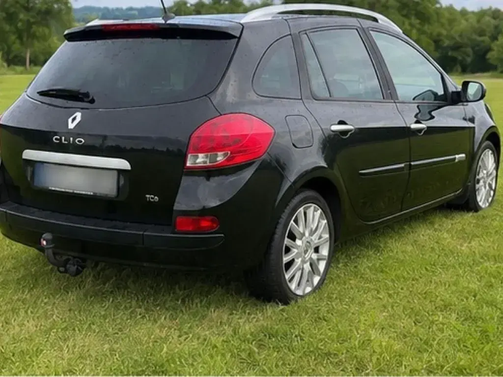 Gebraucht Renault Clio 103 PS (75 kW) 2011 Schwarz Limousine