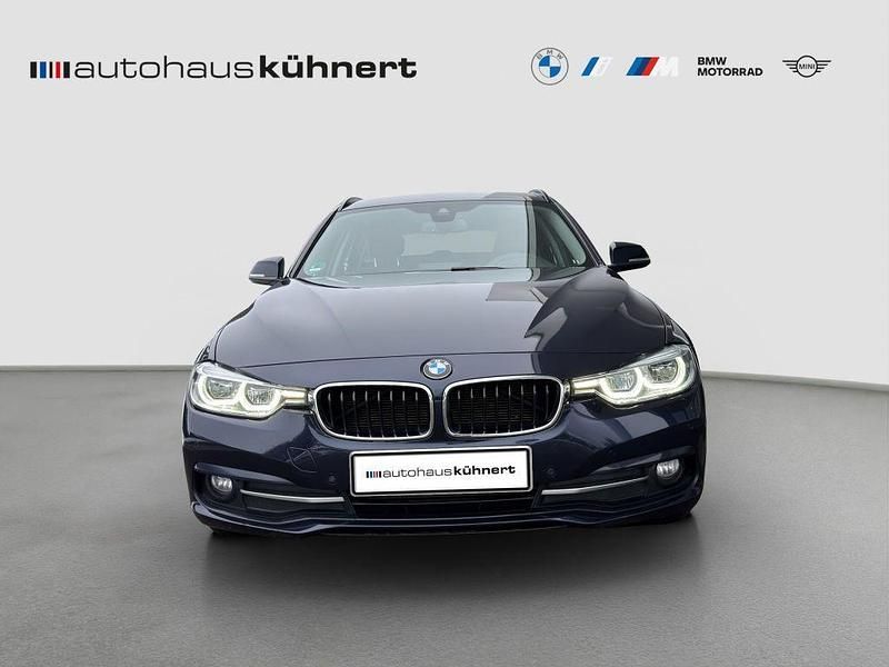 Gebraucht BMW 320 Sport Line 190 PS (139 kW) 2016 Blau Kombi