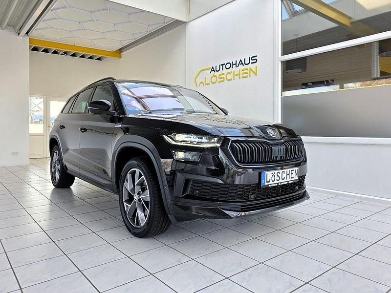 Schwarz Gebraucht 2022 Skoda Kodiaq SportLine SUV | 37.990 € (Teuer) - Bild 1/4