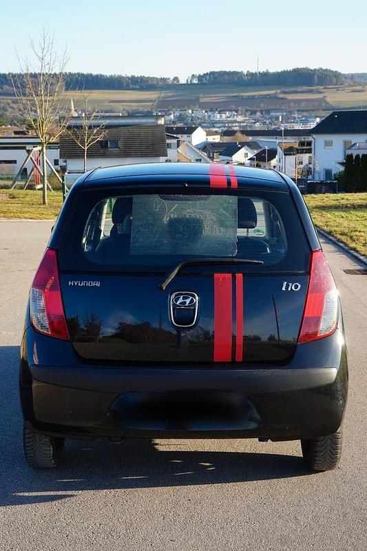 Gebraucht Hyundai i10 67 PS (49 kW) 2009 Schwarz Kleinwagen