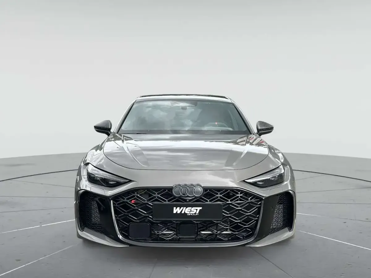 Gebraucht Audi RS5 Exclusive 639 PS (469 kW) 2026 Plateaugrau metallic Limousine