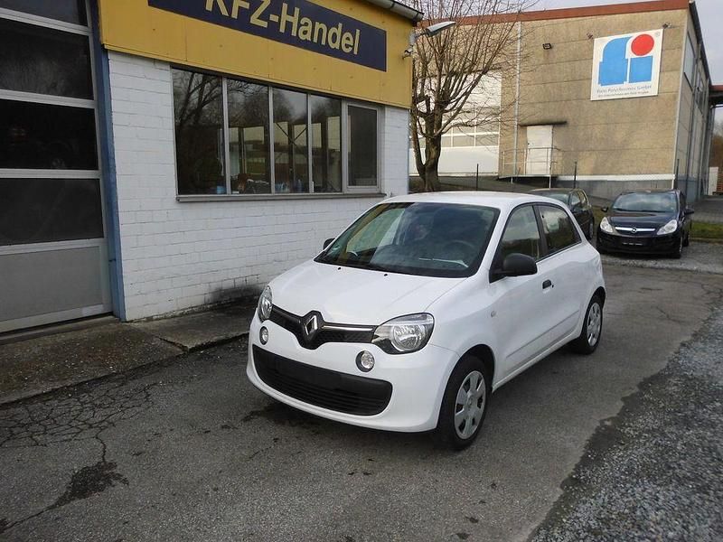Gebraucht Renault Twingo Life 69 PS (50 kW) 2016 Weiß Kleinwagen