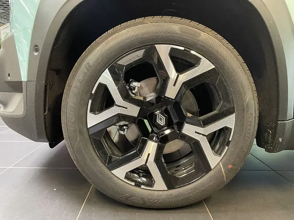 Neu Renault R4 Komfort 110 kW (150 PS) 2026 Grün Cabrio