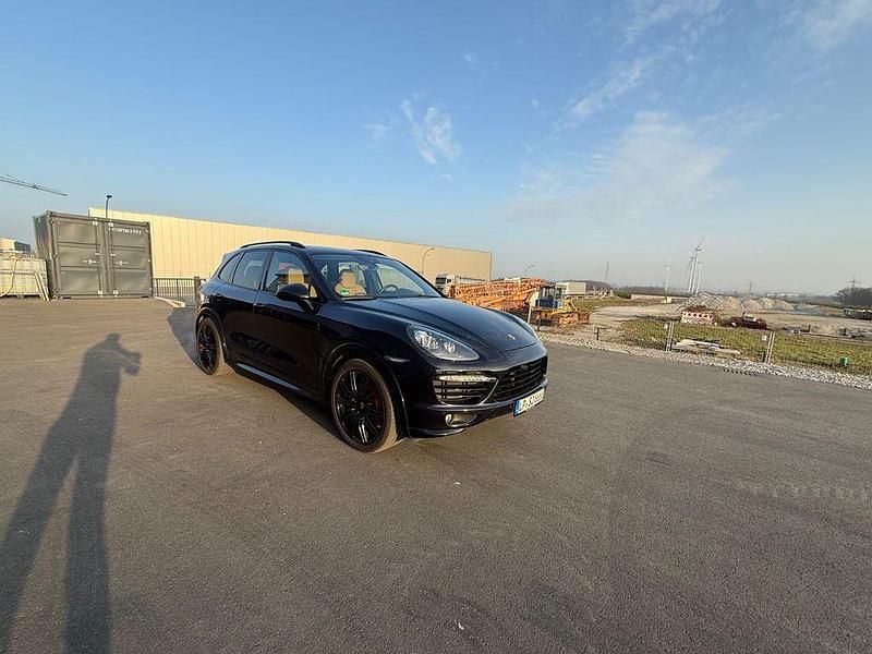 Gebraucht Porsche Cayenne GTS 420 PS (308 kW) 2014 Schwarz SUV