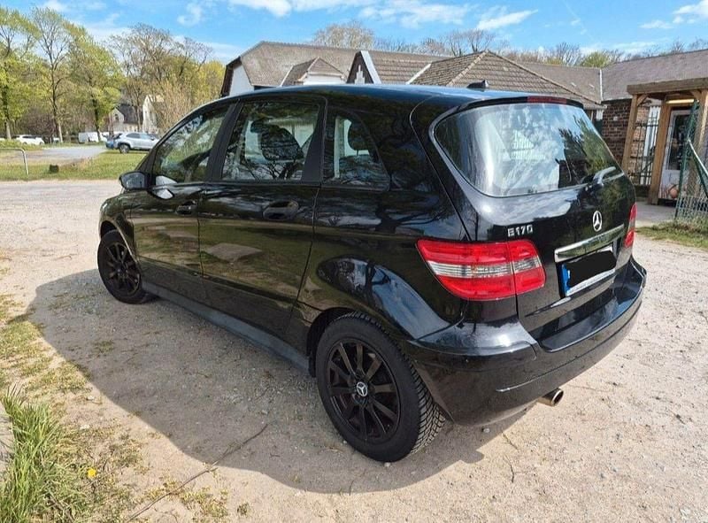 Gebraucht Mercedes B170 116 PS (85 kW) 2006 Schwarz Van / Kleinbus