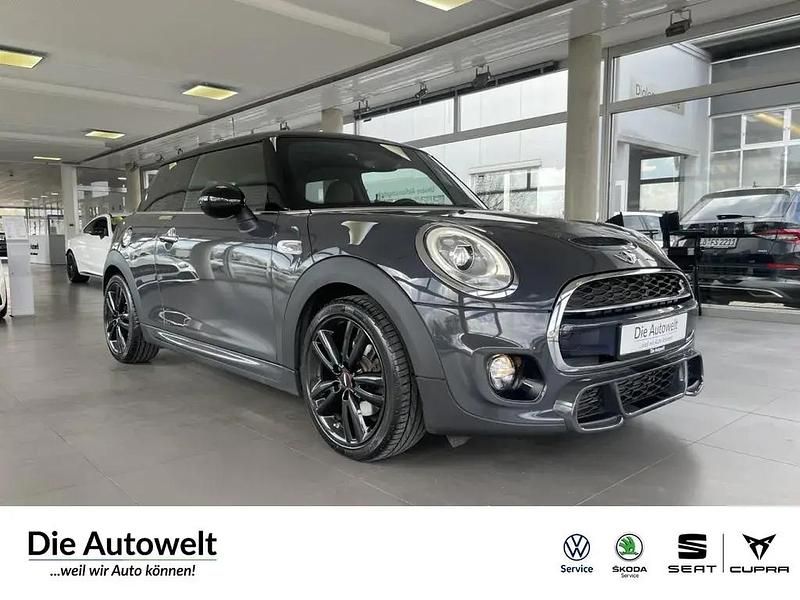 Thunder grey (grau) Gebraucht 2017 Mini Cooper S Kleinwagen | 17.980 € (Fairer Preis) - Bild 1/4