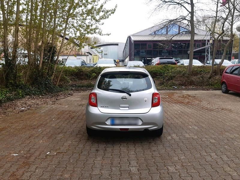 Gebraucht Nissan Micra 2015 Silber Kleinwagen
