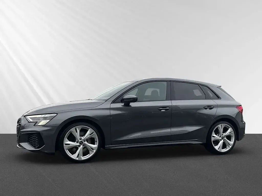 Gebraucht Audi S3 Sport 310 PS (228 kW) 2024 Daytonagrau perleffekt Limousine