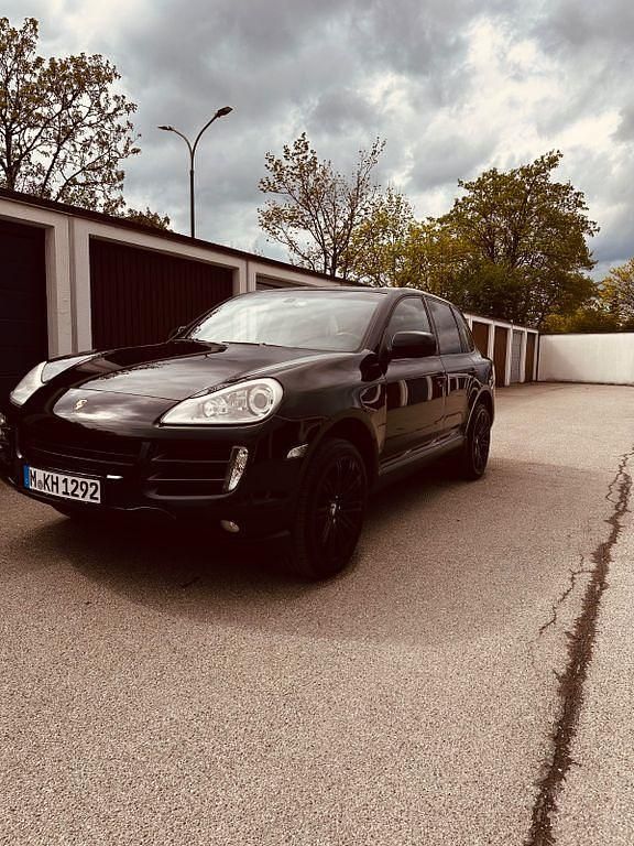 Gebraucht Porsche Cayenne 241 PS (177 kW) 2010 Schwarz SUV