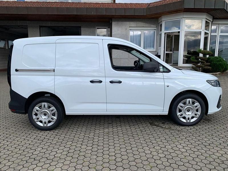 Neu Ford Transit Connect Trend 102 PS (75 kW) 2025 Frostweiß Van / Kleinbus
