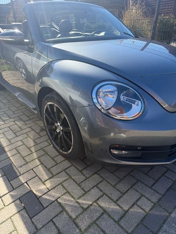 Gebraucht VW Beetle CLUB 105 PS (77 kW) 2014 Grau Kleinwagen