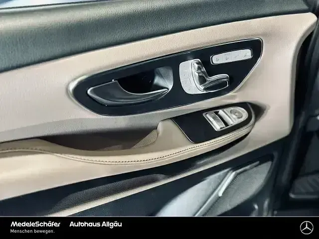 Gebraucht Mercedes V300 Exclusive 237 PS (174 kW) 2023 Graphitgrau Van / Kleinbus