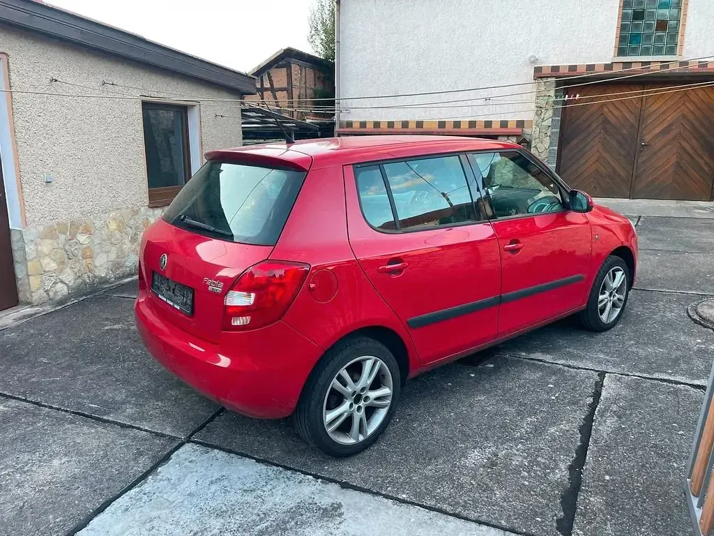 Gebraucht Skoda Fabia 86 PS (63 kW) 2007 Rot Limousine