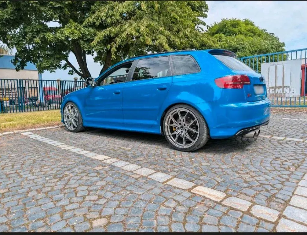 Gebraucht Audi S3 Design 265 PS (194 kW) 2009 Blau Kleinwagen
