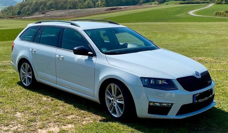 Weiß Gebraucht 2015 Skoda Octavia Kombi | 9.999 € (Fairer Preis) - Bild 1/4