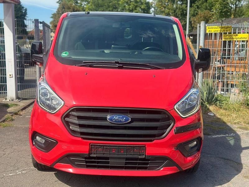 Gebraucht Ford Transit Custom 131 PS (96 kW) 2019 Rot Van / Kleinbus