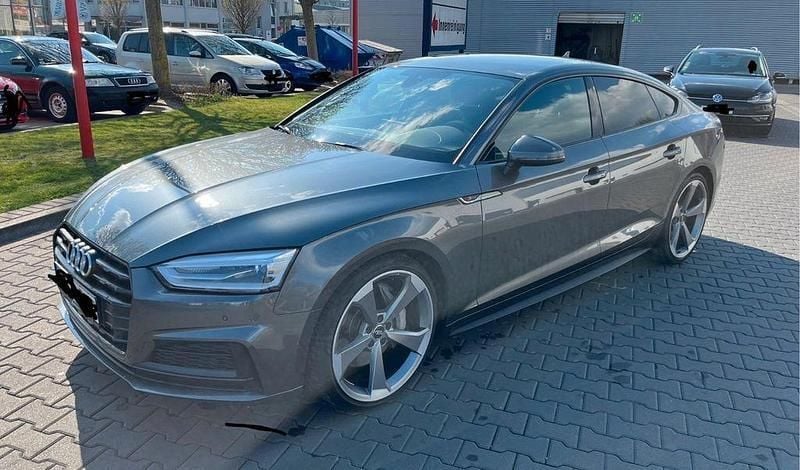 Grau Gebraucht 2019 Audi A5 S-Line Coupé | 27.000 € (Fairer Preis) - Bild 1/4
