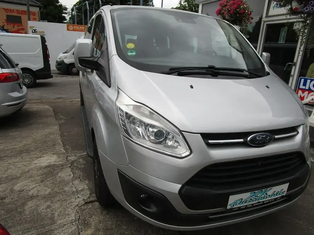 Gebraucht Ford Transit 170 PS (125 kW) 2016 Silber Van