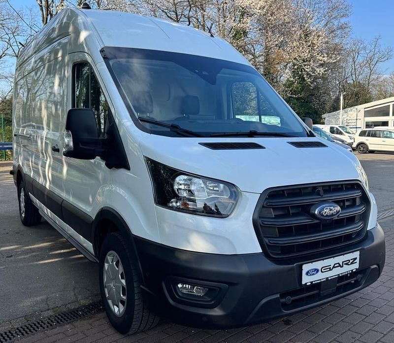 Gebraucht Ford Transit Trend 131 PS (96 kW) 2024 Weiß Van / Kleinbus