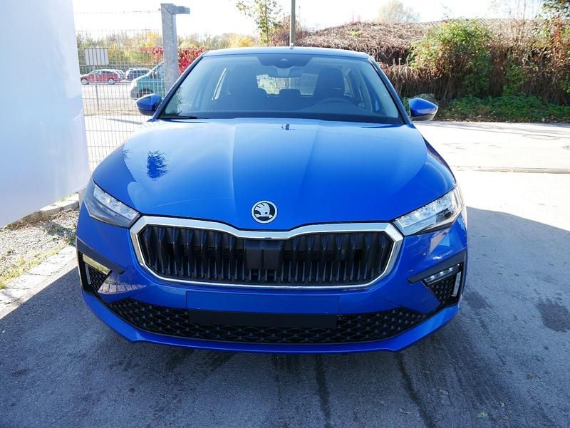 Neu Skoda Scala Selection 2025 Raceblau metallic Kleinwagen