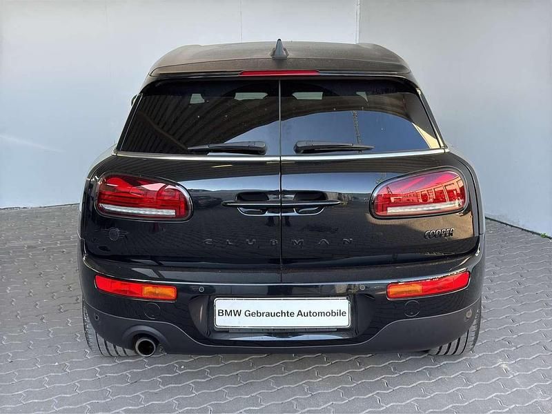 Gebraucht Mini Cooper Clubman Classic 136 PS (100 kW) 2022 Midnight black met. Kombi
