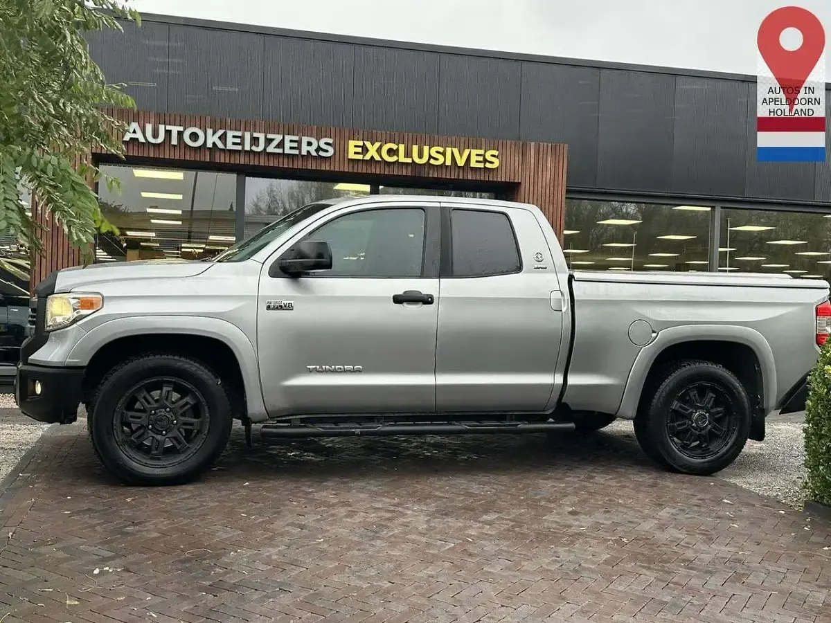 Gebraucht Toyota Tundra 386 PS (283 kW) 2014 Grau Pickup