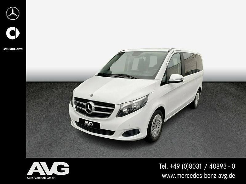 Arktikweiß Gebraucht 2018 Mercedes V250 Van / Kleinbus | 39.700 € (Superpreis) - Bild 1/4