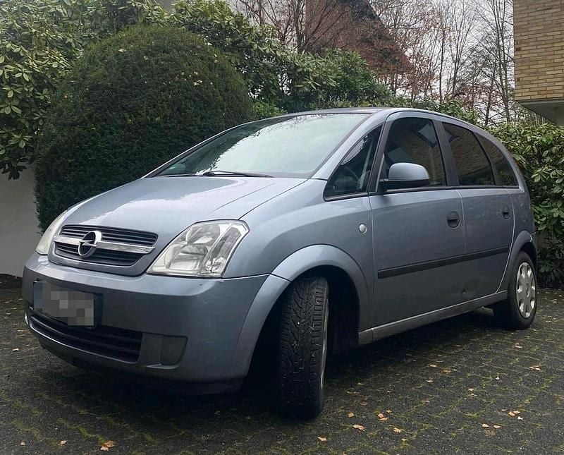Silber Gebraucht 2004 Opel Meriva Van / Kleinbus | 1.650 € (Guter Preis) - Bild 1/4
