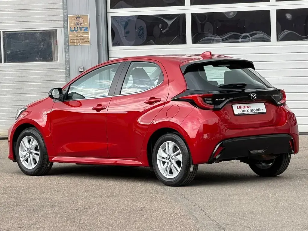 Usata Mazda 2 Exclusive 116 CV (85 kW) 2024 Rosso Utilitaria