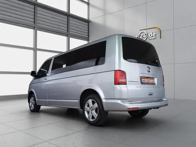 Gebraucht VW Caravelle 210 PS (154 kW) 2013 Reflexsilber metallic Van