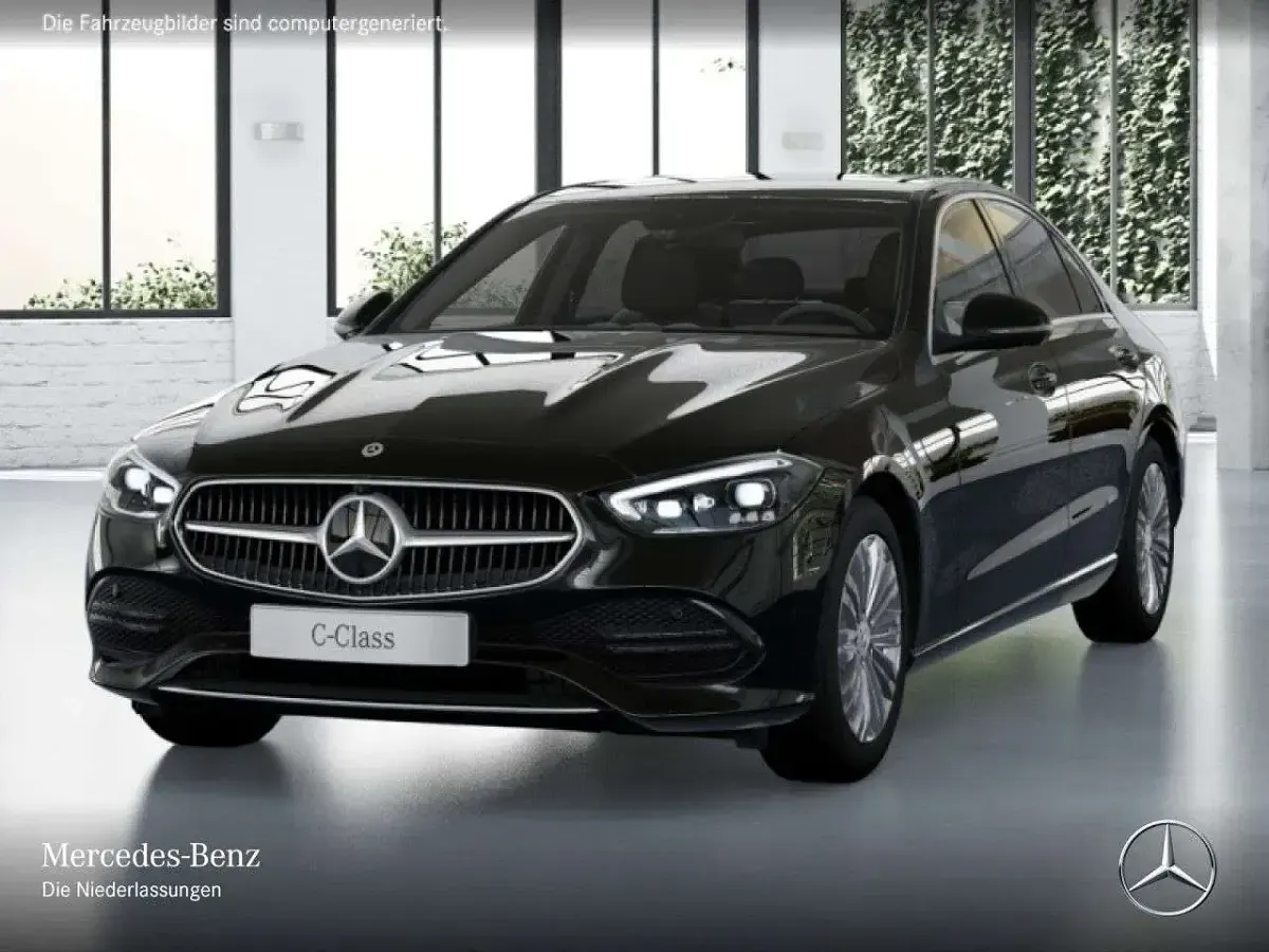 Gebraucht Mercedes C200 Avantgarde 163 PS (119 kW) 2025 Schwarz Limousine