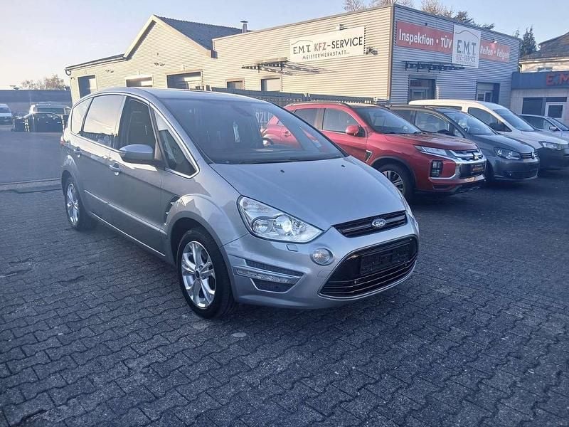Usado Ford S-MAX Titanium 203 HP (149 kW) 2011 Prateado Monovolume