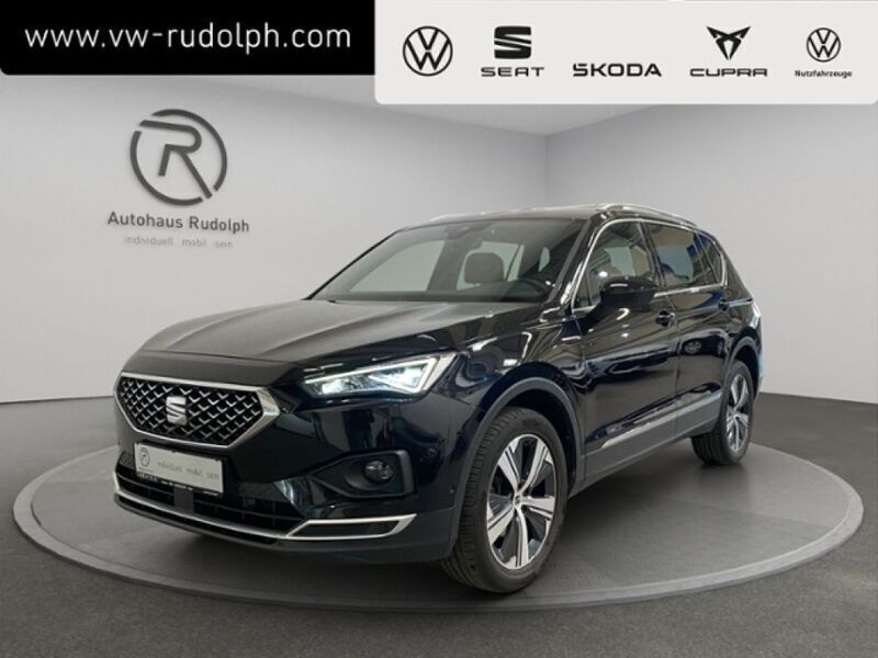 Deep schwarz perleffekt (metallic) Gebraucht 2022 Seat Tarraco XCELLENCE SUV | 36.448 € (Fairer Preis) - Bild 1/4