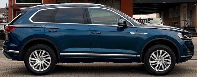 Gebraucht VW Touareg 231 PS (169 kW) 2019 Blau SUV