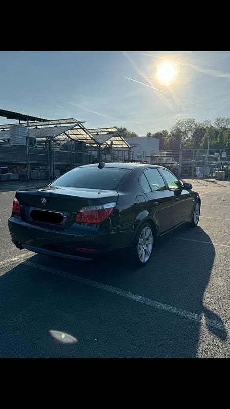 Schwarz Gebraucht 2008 BMW 523 Limousine | 5.500 € (Guter Preis) - Bild 1/4
