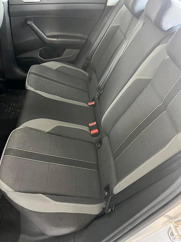 Gebraucht VW Polo Highline 95 PS (69 kW) 2018 Silber Kleinwagen