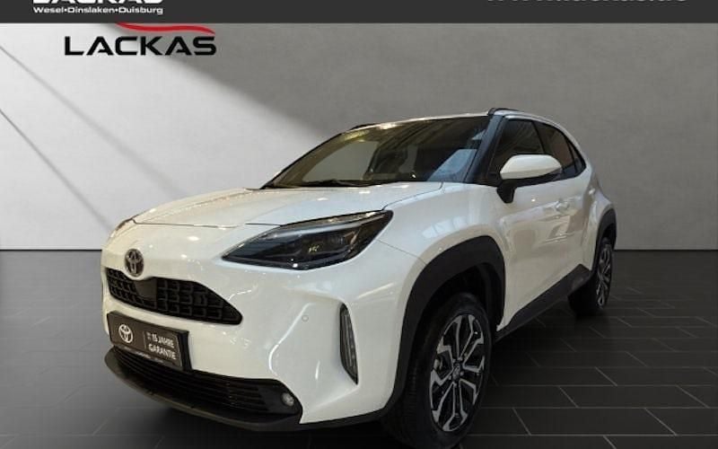 Weiß Neu 2025 Toyota Yaris Cross Business Edition SUV | 25.990 € (Superpreis) - Bild 1/4