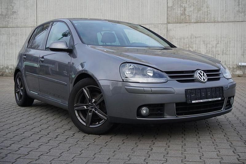United grey metallic Gebraucht 2007 VW Golf United Limousine | 3.950 € (Fairer Preis) - Bild 1/4