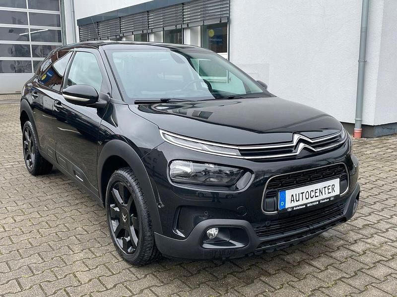 Gebraucht Citroën C4 Shine 110 PS (80 kW) 2018 Schwarz SUV