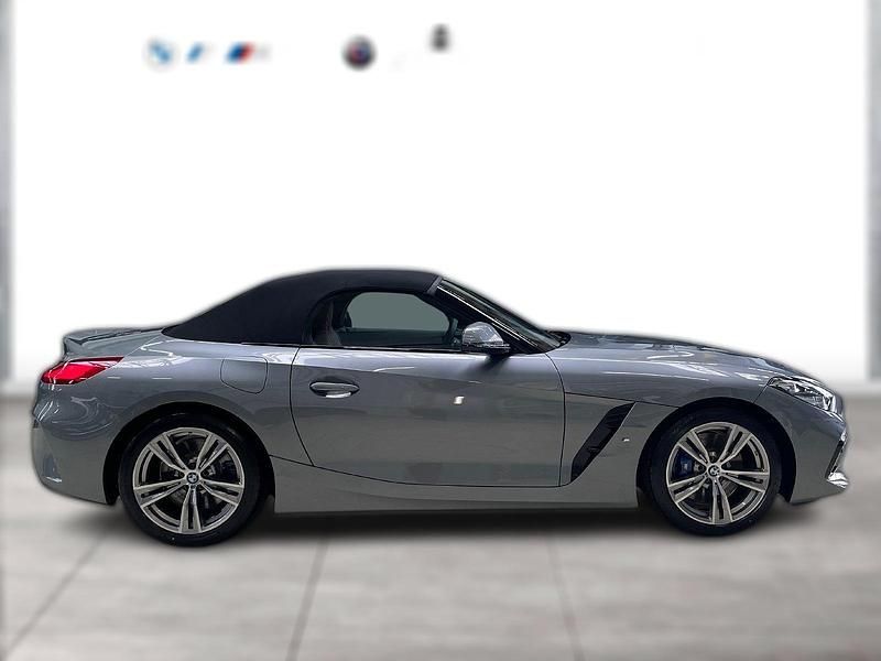 Gebraucht BMW Z4 Efficient Dynamics 258 PS (189 kW) 2025 Grau metallic Cabrio