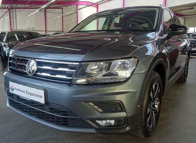 Grau Gebraucht 2019 VW Tiguan Allspace IQ Drive SUV | 21.749 € (Fairer Preis) - Bild 1/4