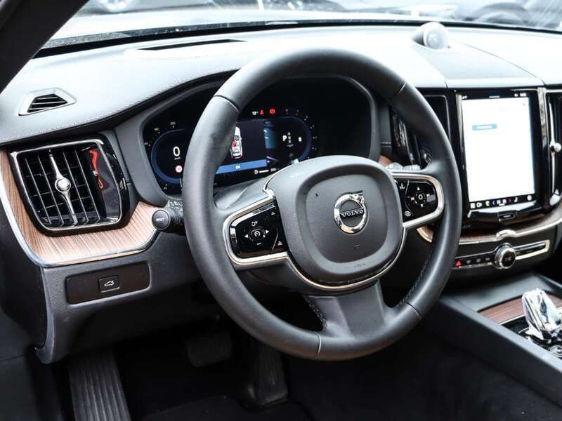 Gebraucht Volvo XC60 Ultimate 250 PS (183 kW) 2024 Denim blue SUV