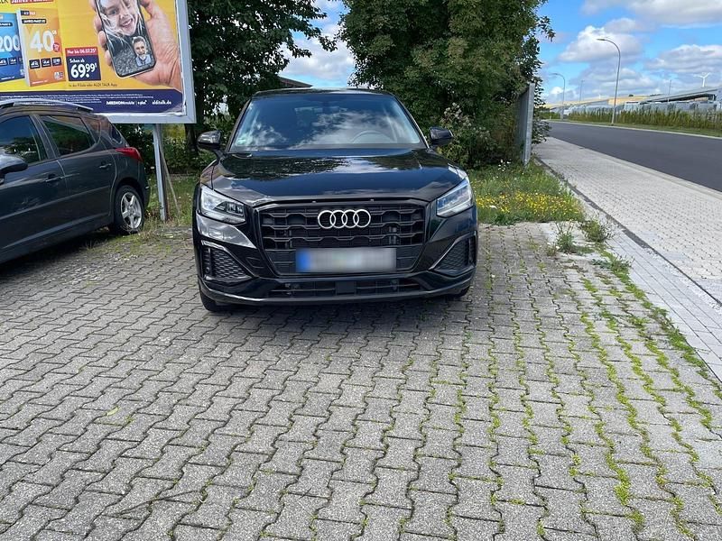 Używany Audi Q2 150 KM (110 kW) 2022 Czarny SUV