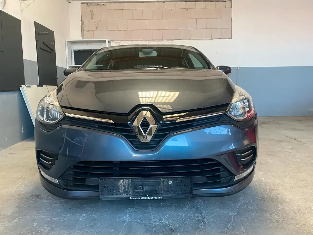 Gebraucht Renault Clio 75 PS (55 kW) 2017 Grau Kleinwagen