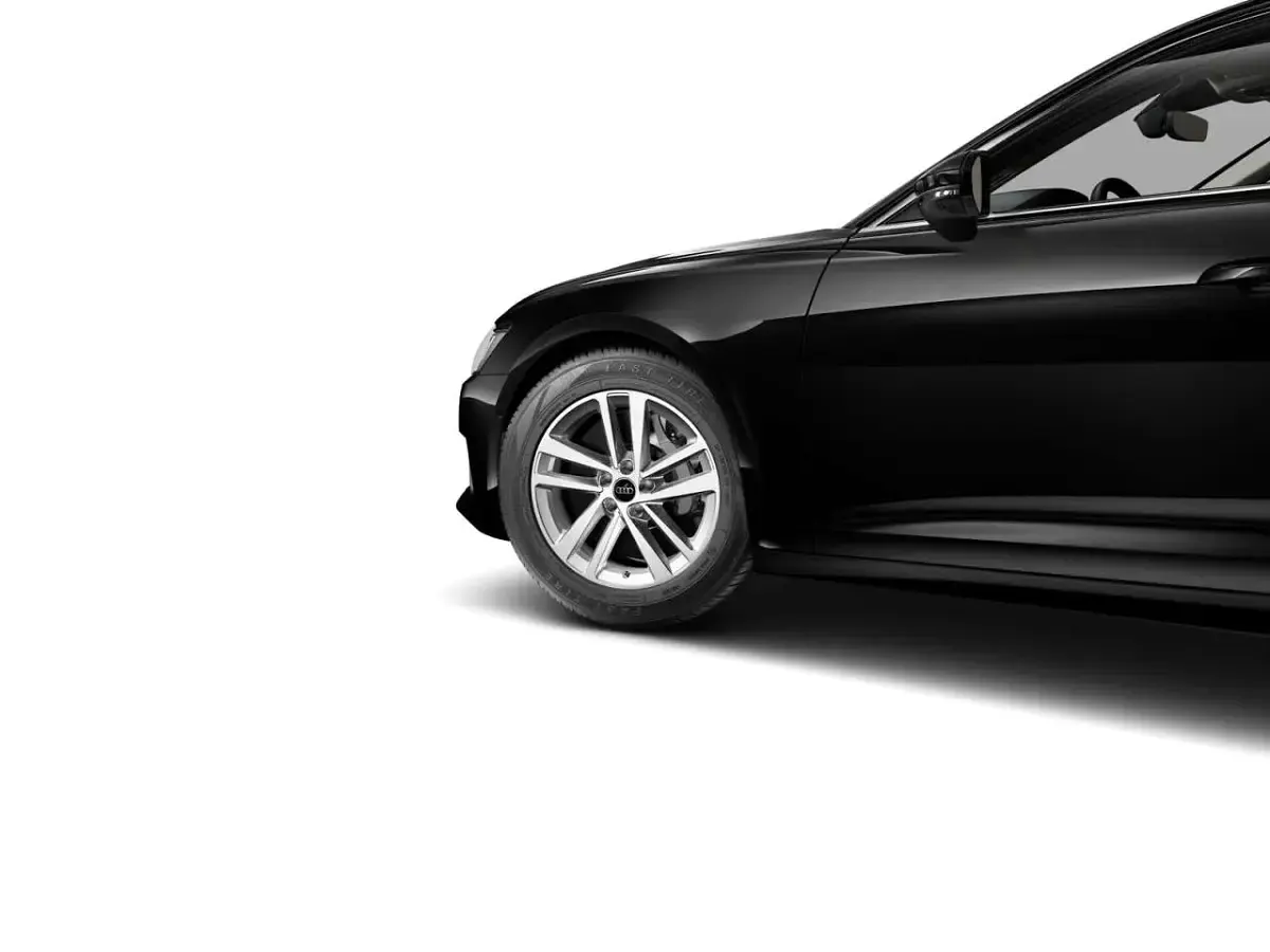 Gebraucht Audi A6 Advanced Plus 299 PS (219 kW) 2025 Mythosschwarz metallic Kombi
