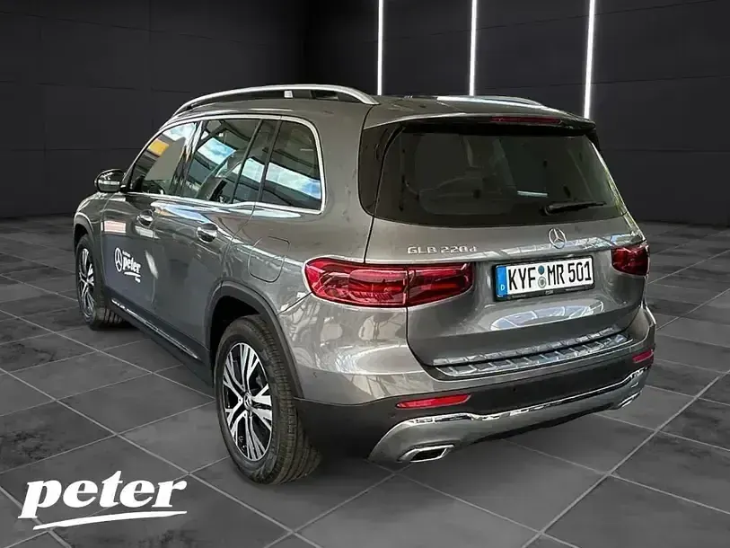 Gebraucht Mercedes GLB220 Progressive 190 PS (139 kW) 2025 Grau SUV