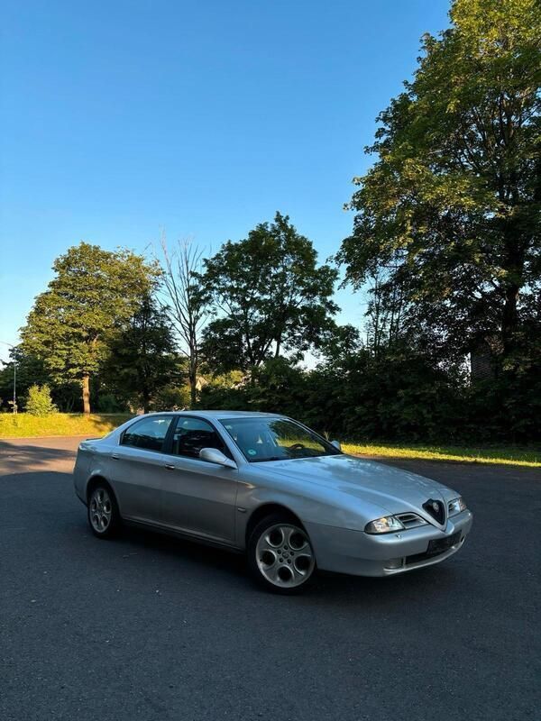 Gebraucht 2004 Alfa Romeo 166 Limousine | 750 € - Bild 1/4